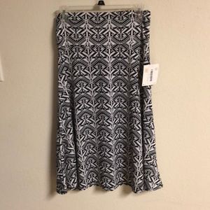 LuLaRoe Azure Skirt Size M NWT